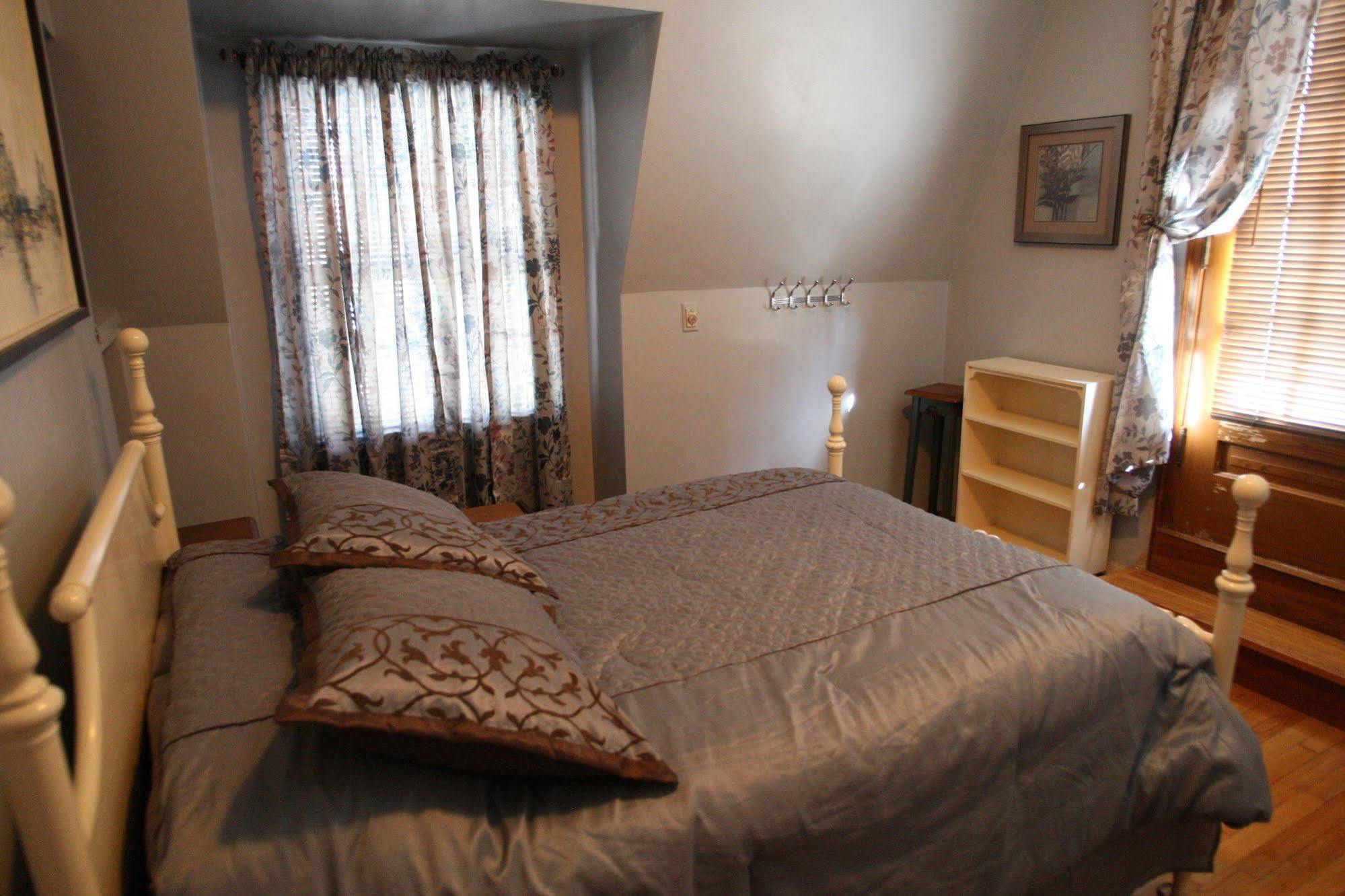 Christmas House Bed & Breakfast ラシーン エクステリア 写真